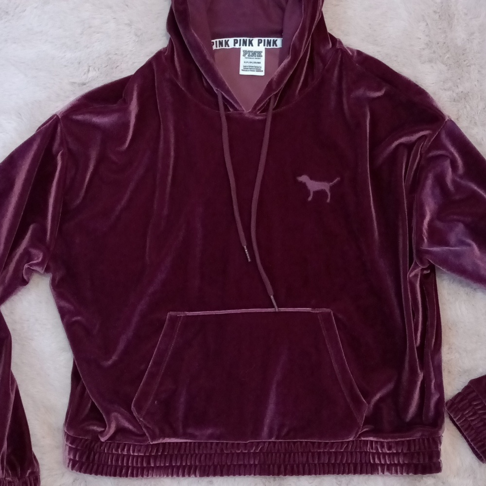 Victoria's Secret pullover - Picture 3 of 6